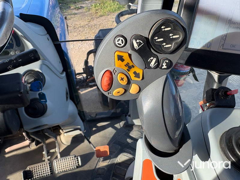 New Holland T7.185 Traktor