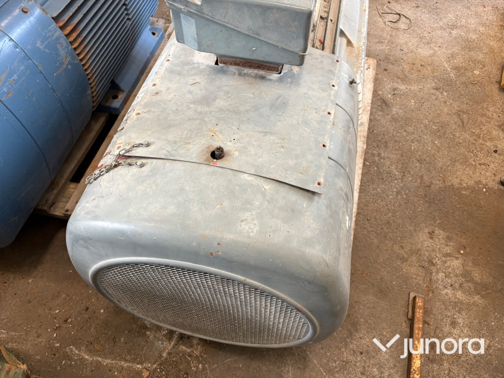 Elmotor VEM – 132 kW, -2010