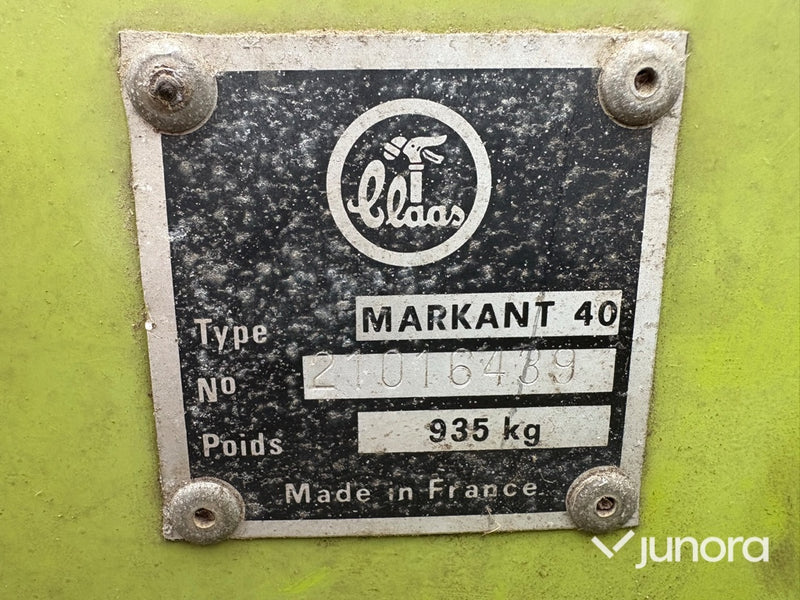 Balpress med kastare - Claas Markant 40