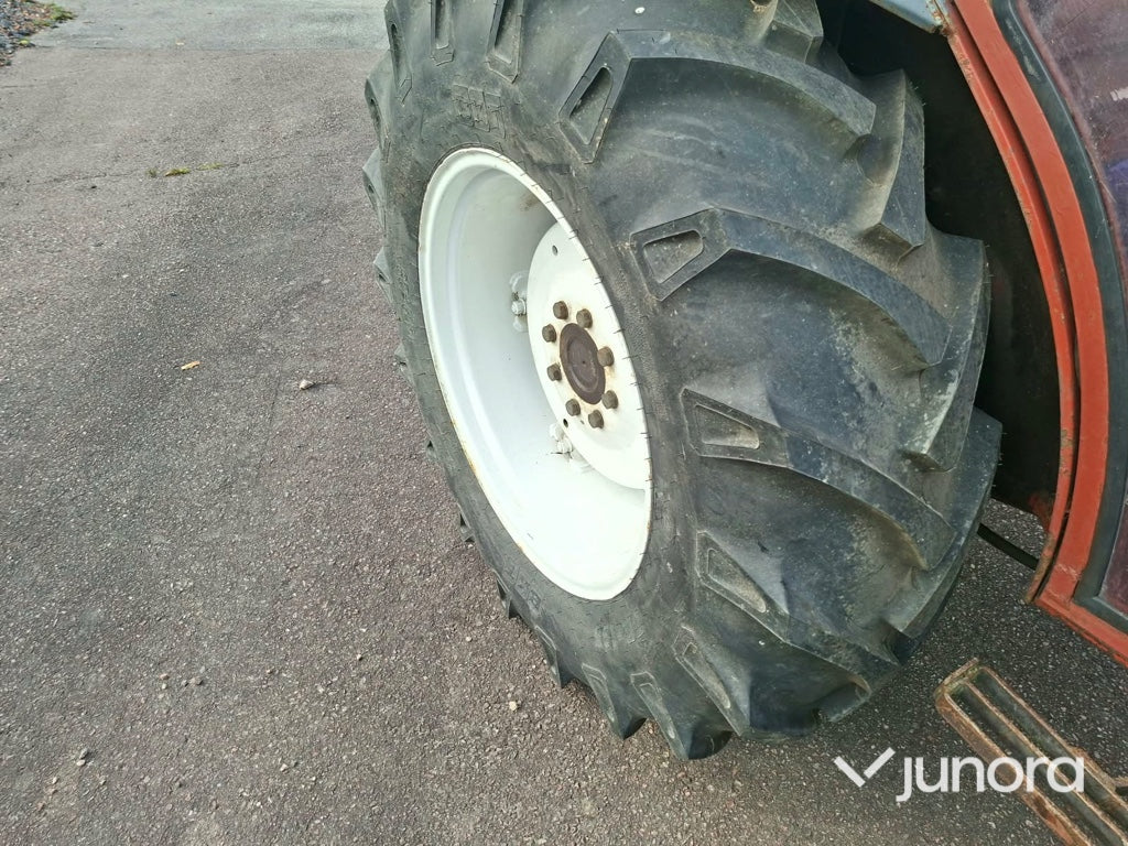Avvakta ägarbyte gjorts nyligen, kolla innan publicering att det stämmer | Traktor - Fiat 45-66 DT 4WD med snöblad
