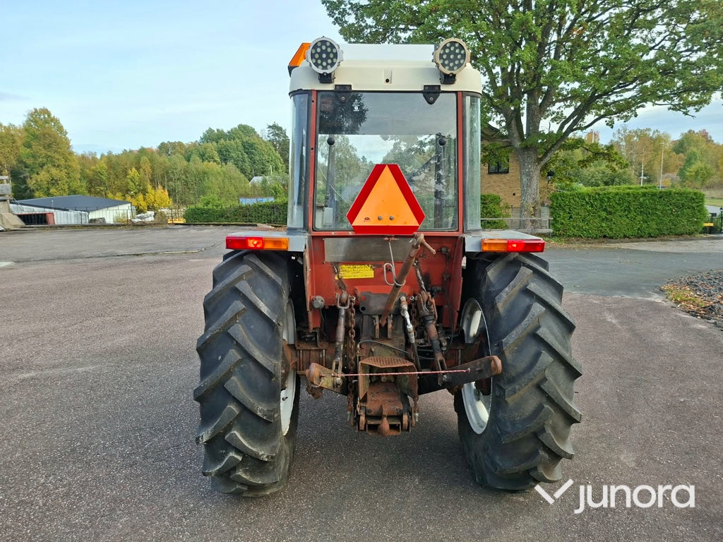 Avvakta ägarbyte gjorts nyligen, kolla innan publicering att det stämmer | Traktor - Fiat 45-66 DT 4WD med snöblad