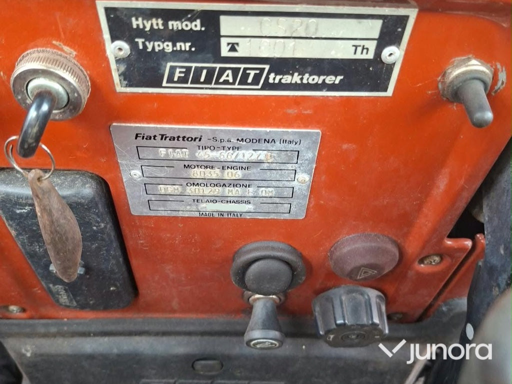 Avvakta ägarbyte gjorts nyligen, kolla innan publicering att det stämmer | Traktor - Fiat 45-66 DT 4WD med snöblad