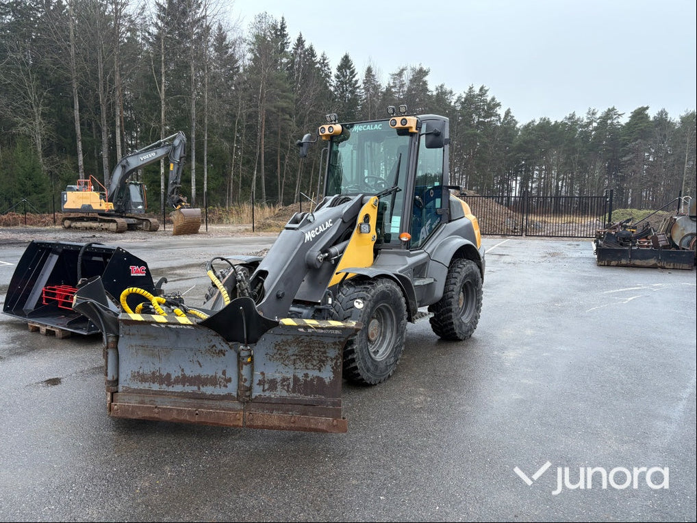 Hjullastare - Mecallac, AF 1050, Med redskap