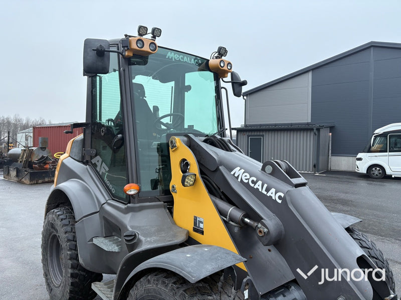 Hjullastare + Redskap - Mecallac, AF 1050