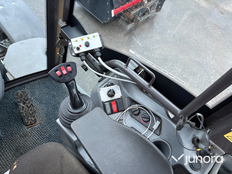 Hjullastare + Redskap - Mecallac, AF 1050