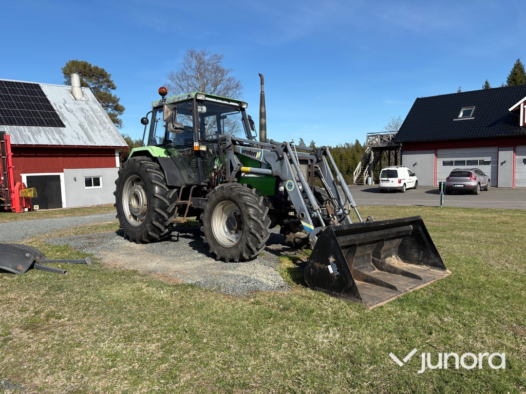 Traktor med frontlastare - Deutz, DX 3.70 A