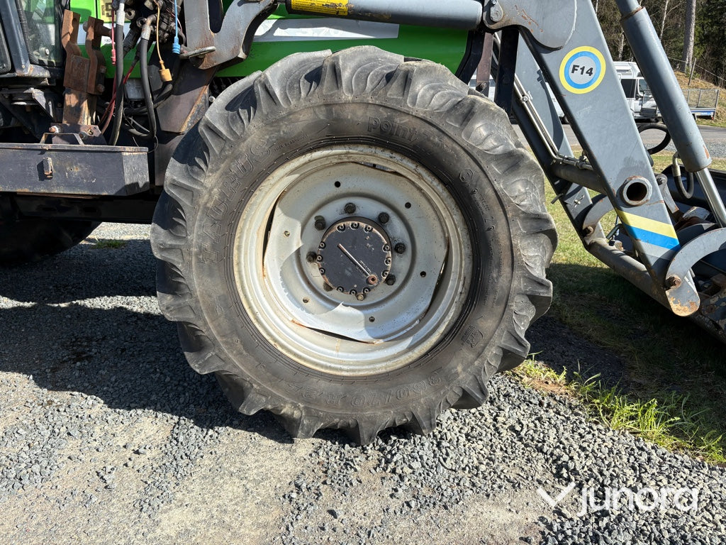 Traktor med frontlastare - Deutz, DX 3.70 A
