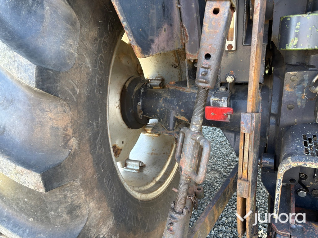 Traktor med frontlastare - Deutz, DX 3.70 A