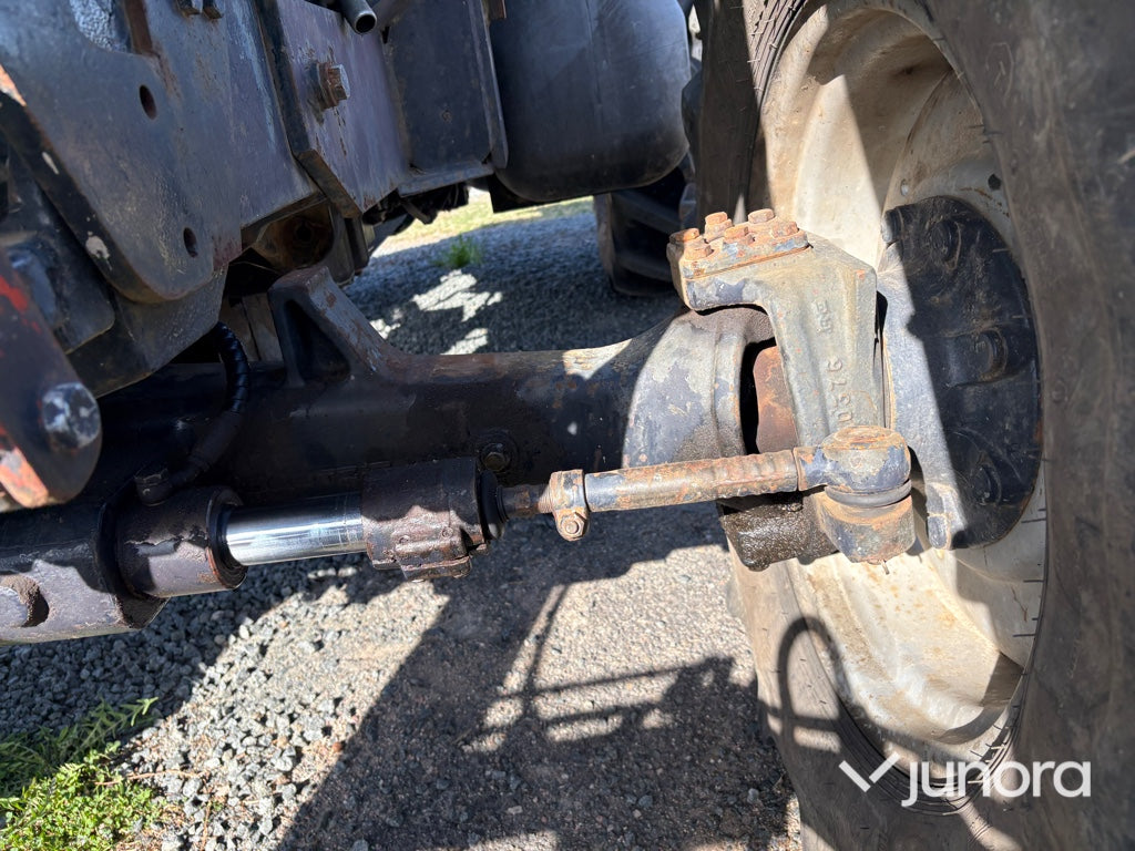 Traktor med frontlastare - Deutz, DX 3.70 A