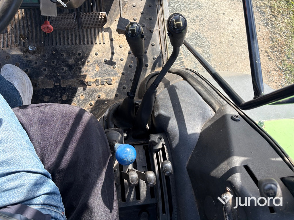 Traktor med frontlastare - Deutz, DX 3.70 A