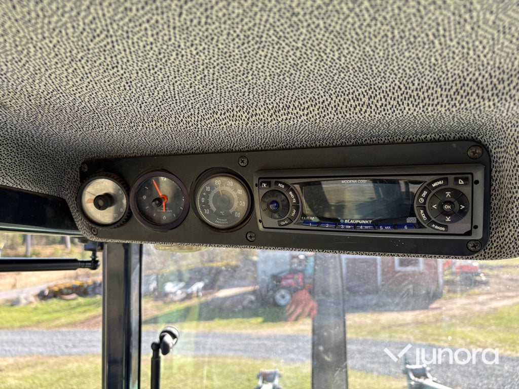 Traktor med frontlastare - Deutz, DX 3.70 A
