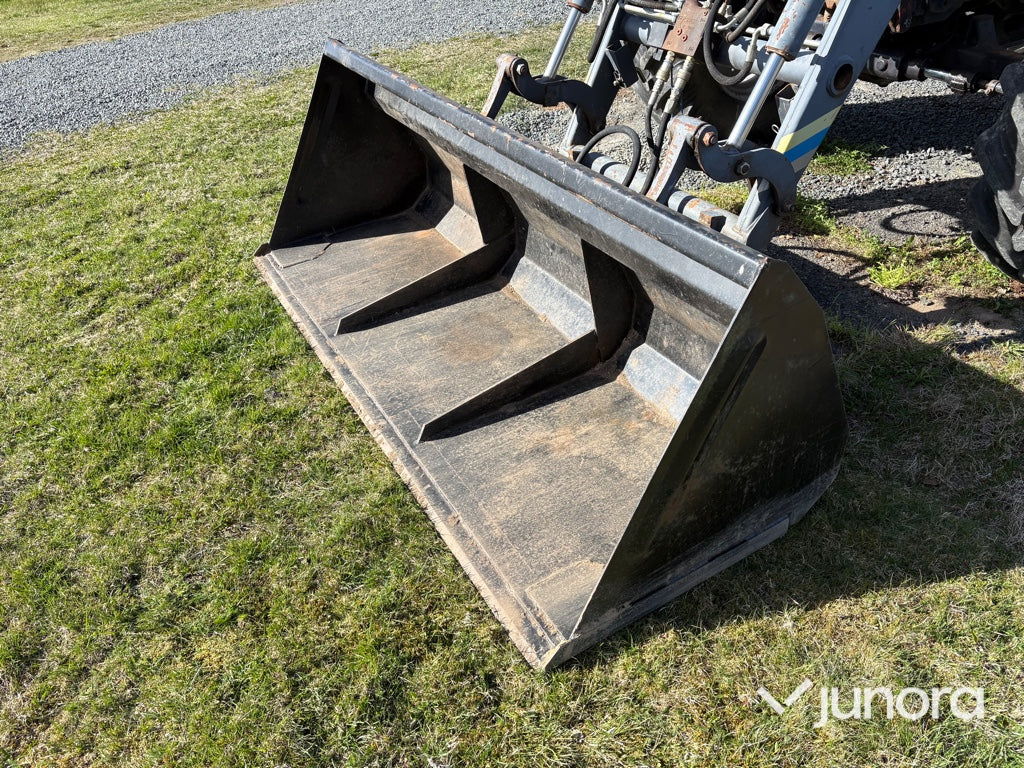Traktor med frontlastare - Deutz, DX 3.70 A