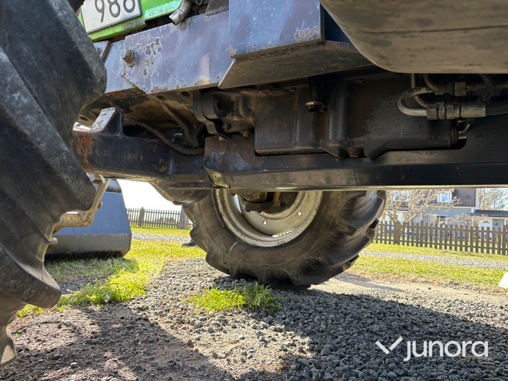 Traktor med frontlastare - Deutz, DX 3.70 A