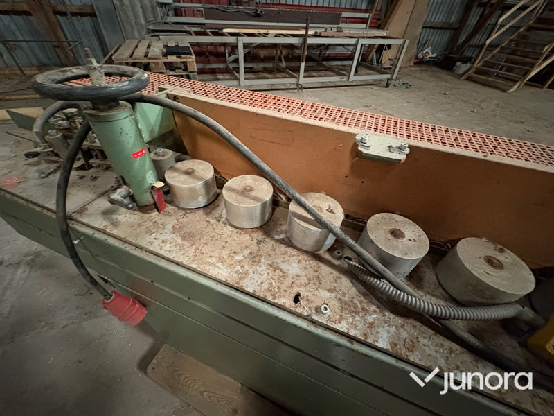 Kantlismaskin - AKV 2000