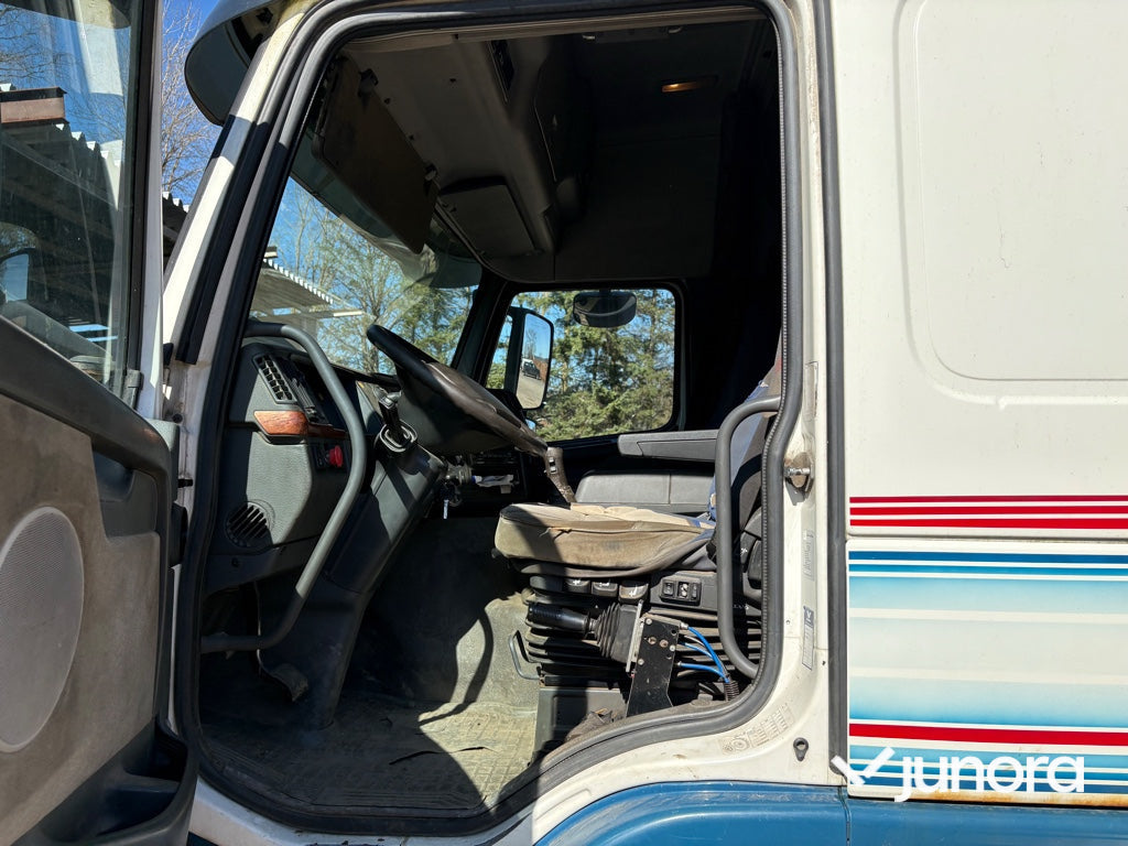 Lastväxlare - Volvo FM12 6x2