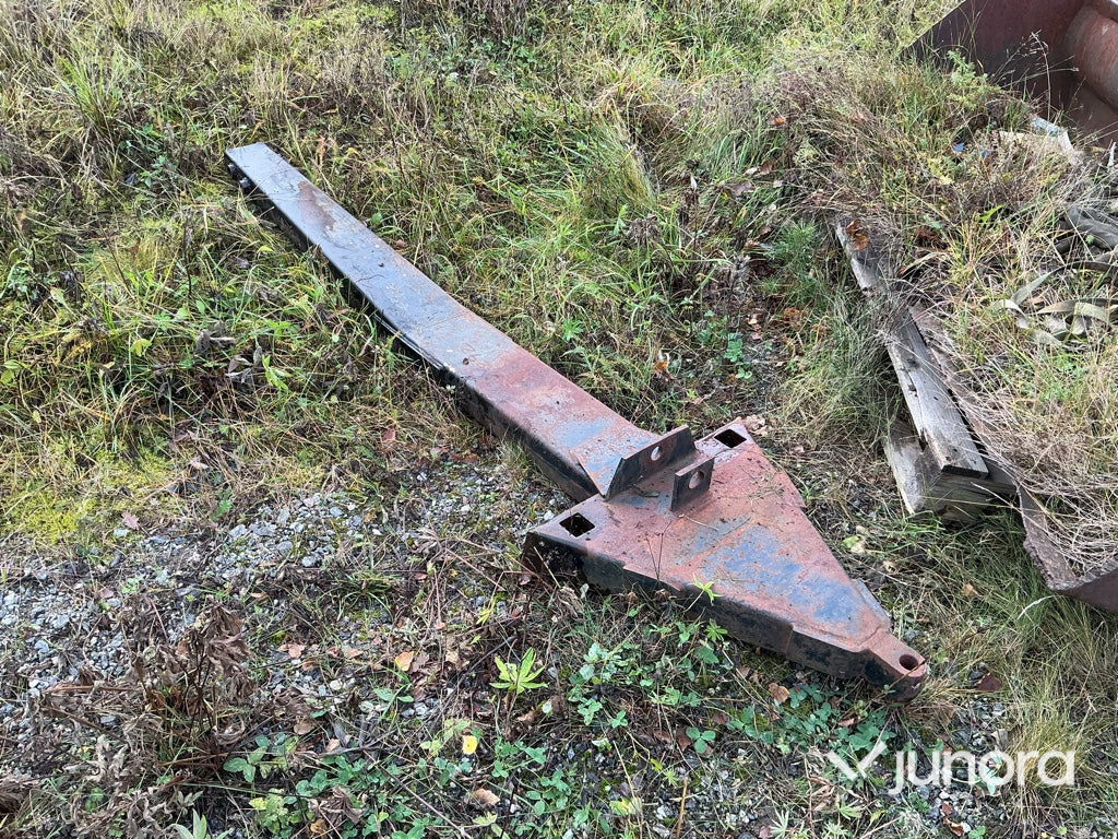 Påskjutsbalk / Infästning - Hitchkrok