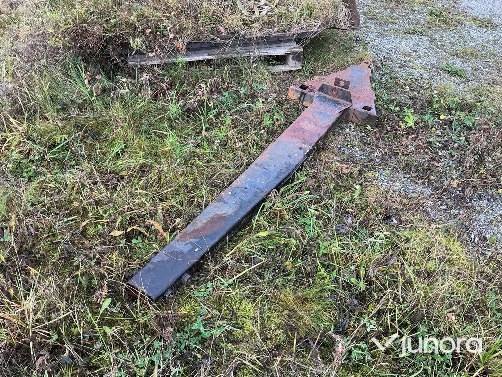 Påskjutsbalk / Infästning - Hitchkrok