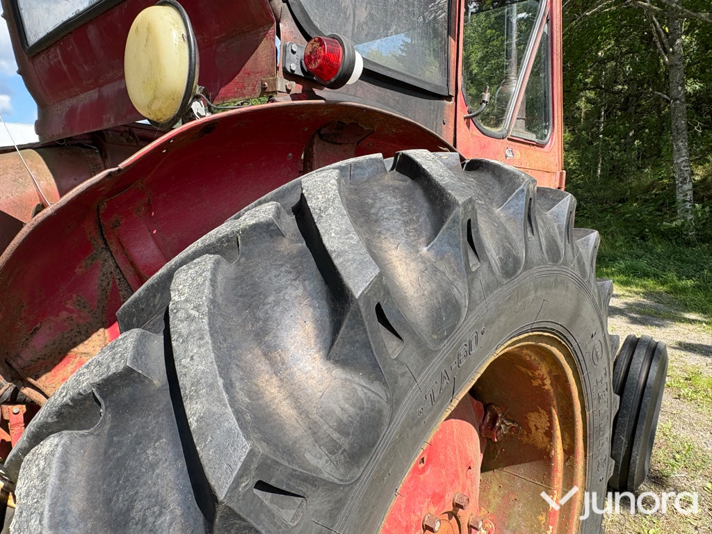 McCormick International 523