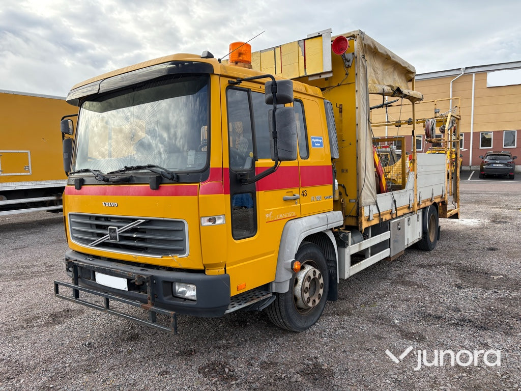 Lastbil - Volvo FL611 4X2