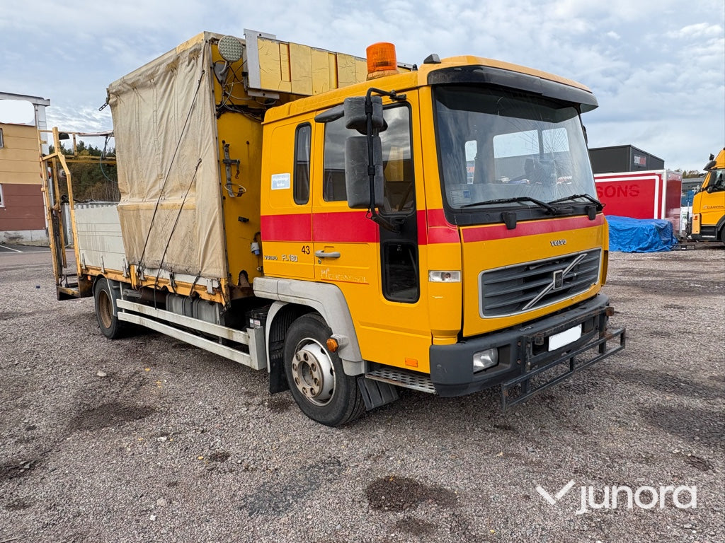 Lastbil - Volvo FL611 4X2