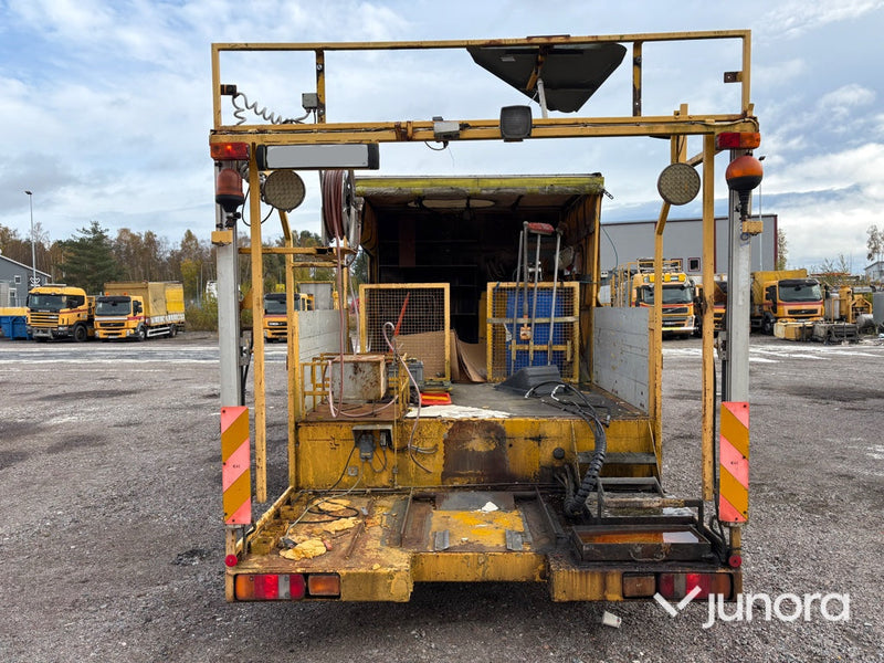 Lastbil Volvo FL611 4X2