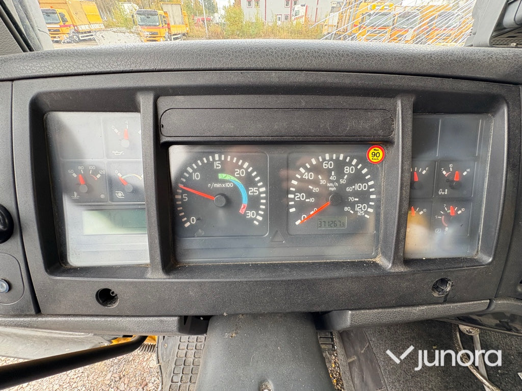 Lastbil - Volvo FL611 4X2