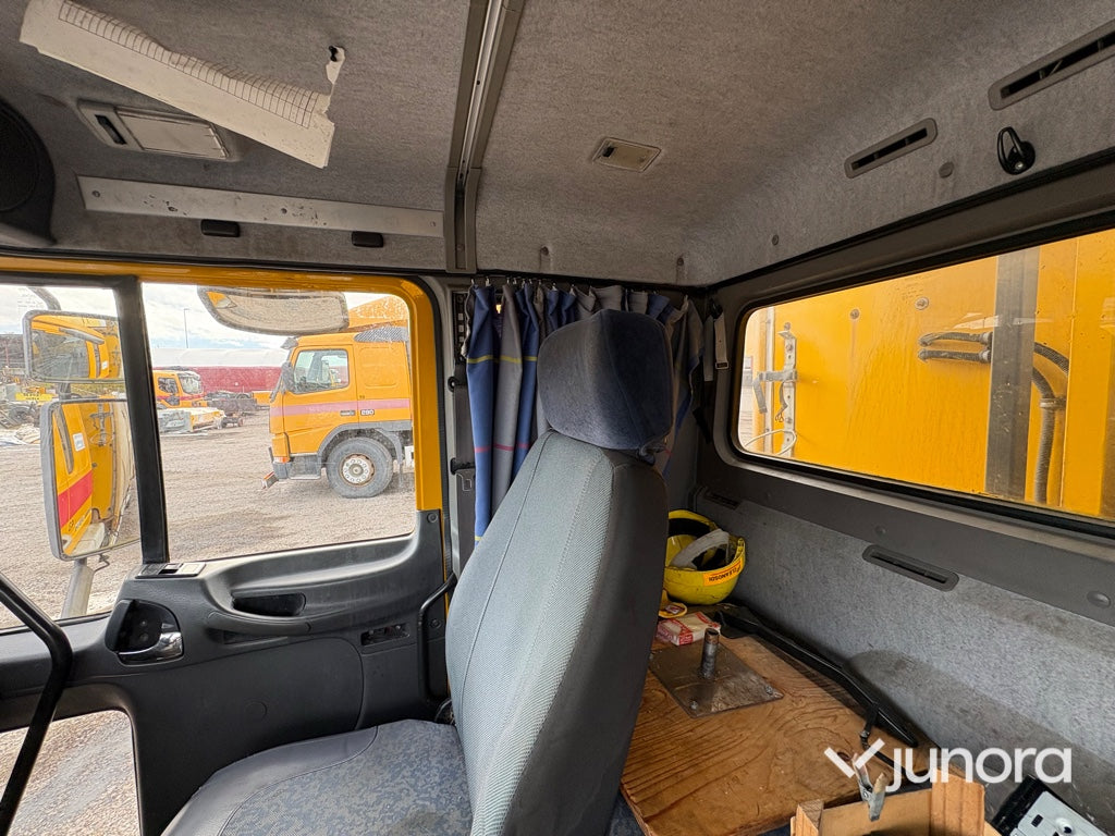 Lastbil - Volvo FL611 4X2