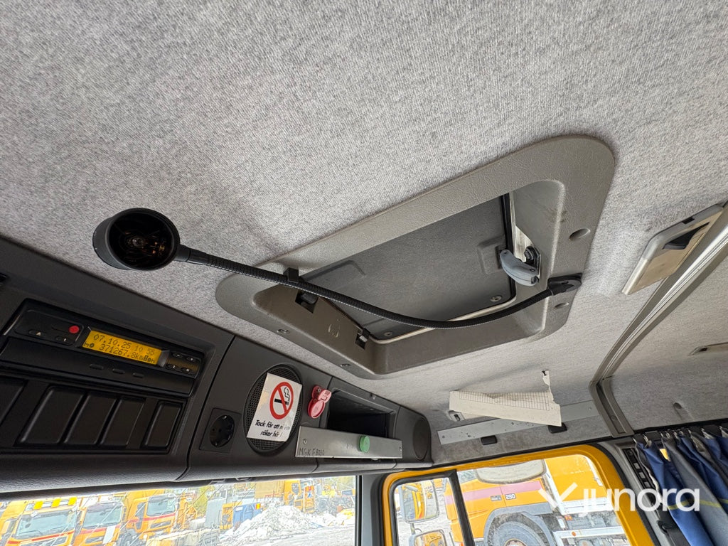 Lastbil - Volvo FL611 4X2
