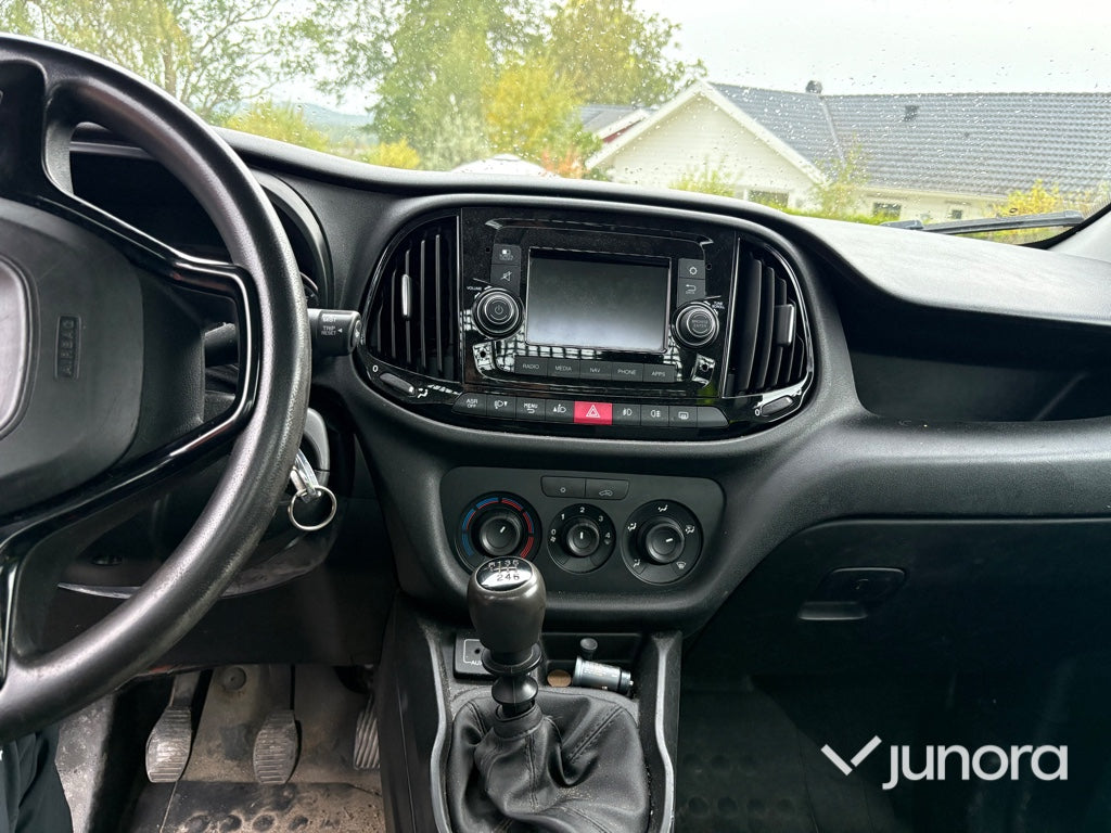 Flakbil Fiat Doblo 1.6 D Multijet