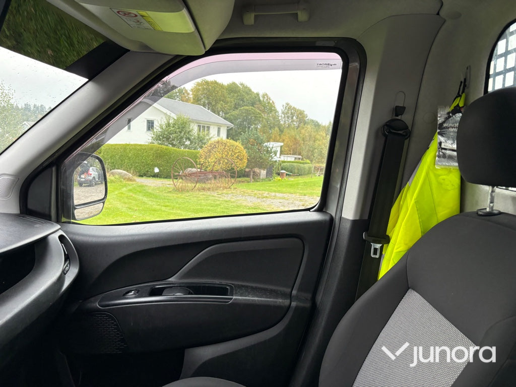 Flakbil Fiat Doblo 1.6 D Multijet