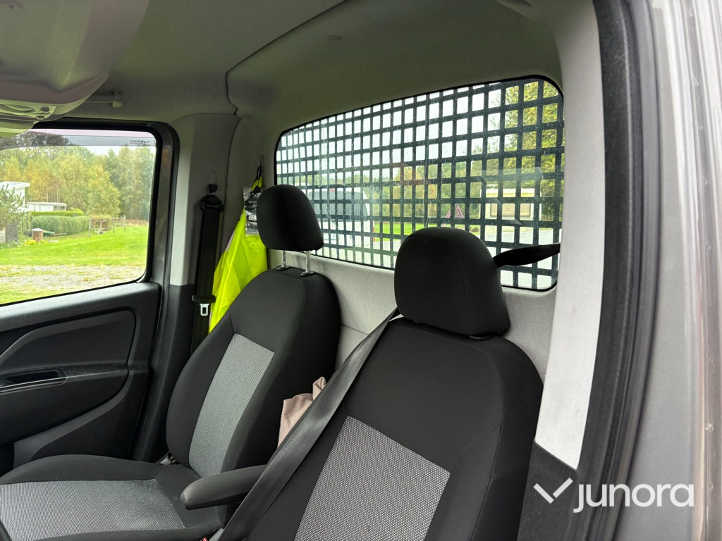 Flakbil Fiat Doblo 1.6 D Multijet