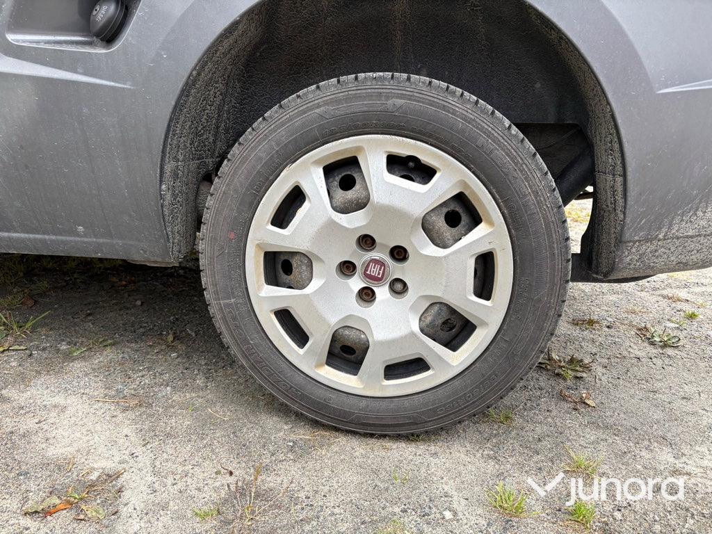 Flakbil Fiat Doblo 1.6 D Multijet
