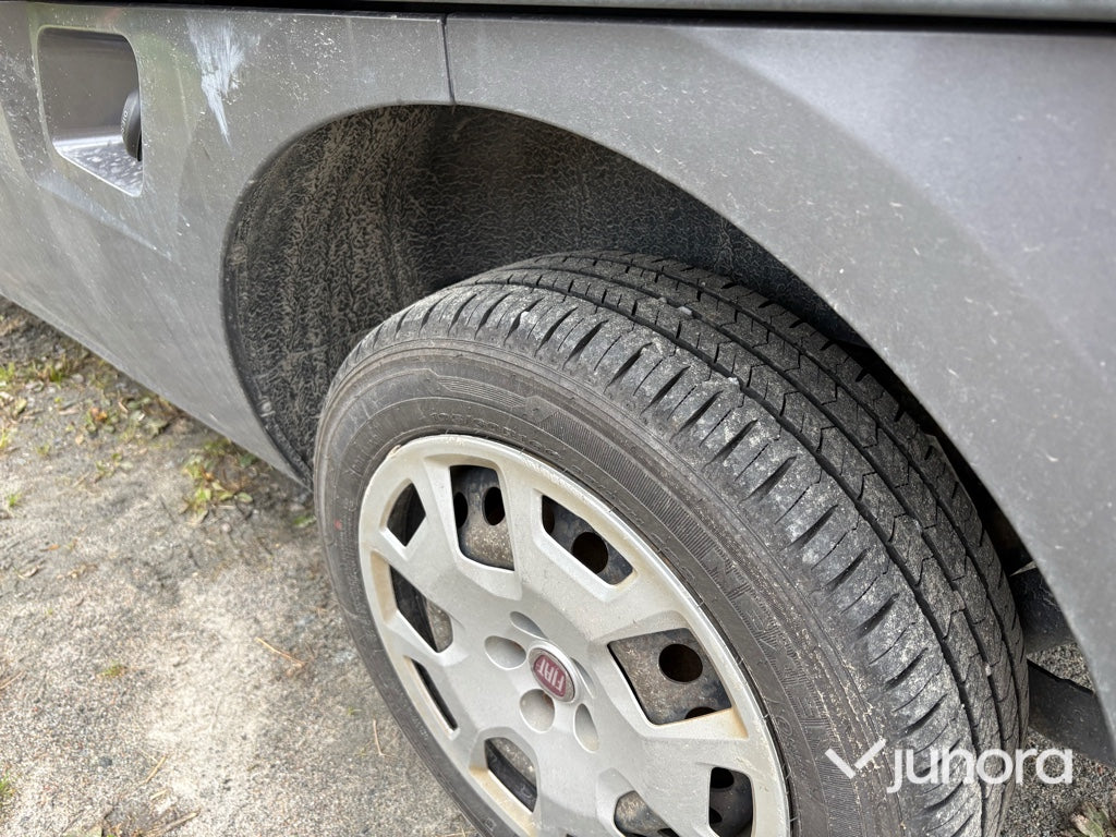 Flakbil Fiat Doblo 1.6 D Multijet