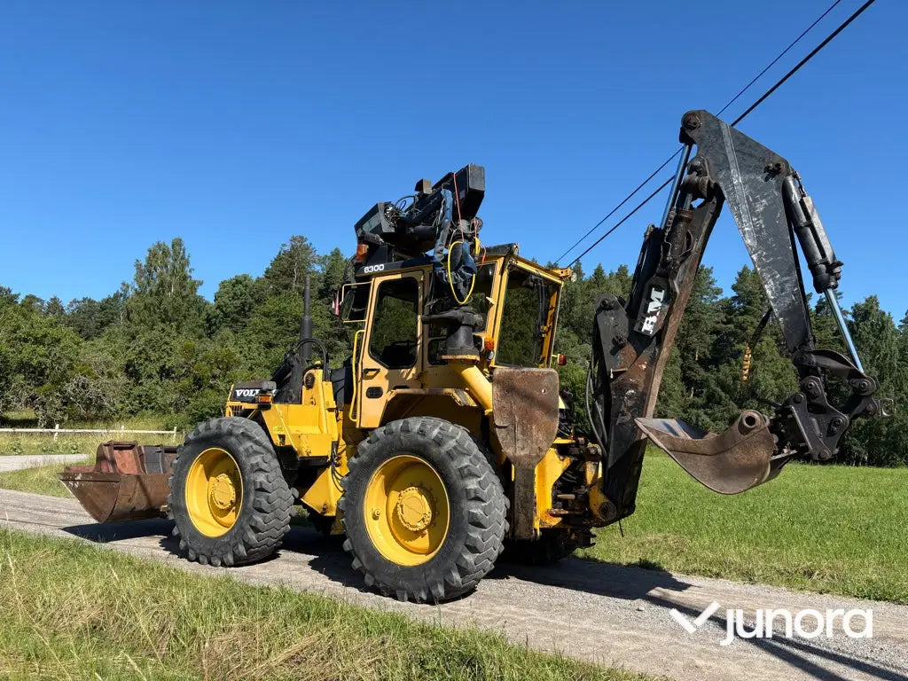 Traktorgrävare - Volvo BM 6300