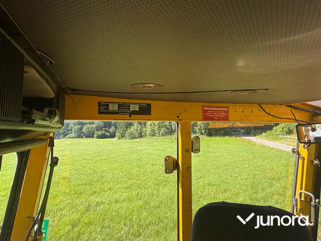 Traktorgrävare - Volvo BM 6300
