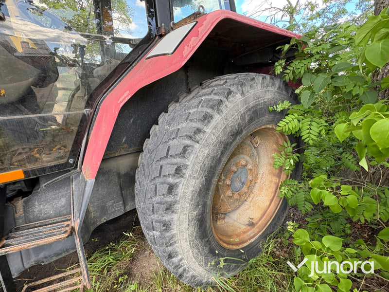 Traktor Case IH 5120 4WD