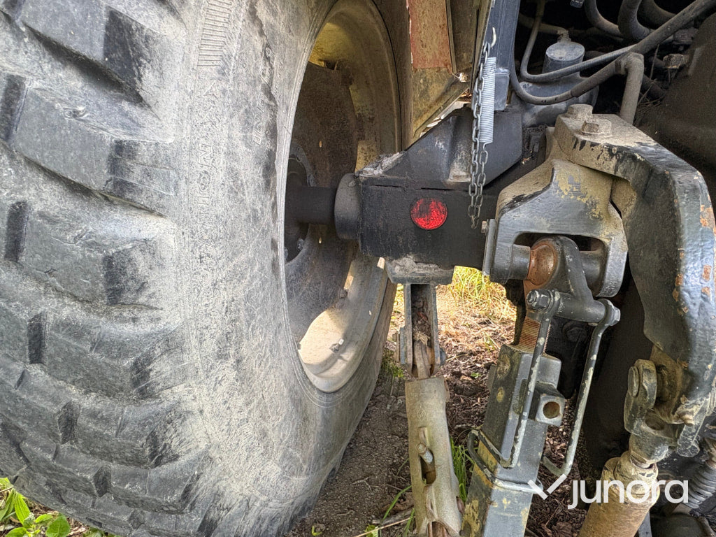Traktor Case IH 5120 4WD