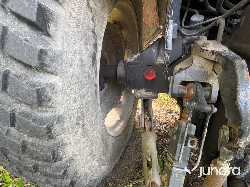 Traktor Case IH 5120 4WD