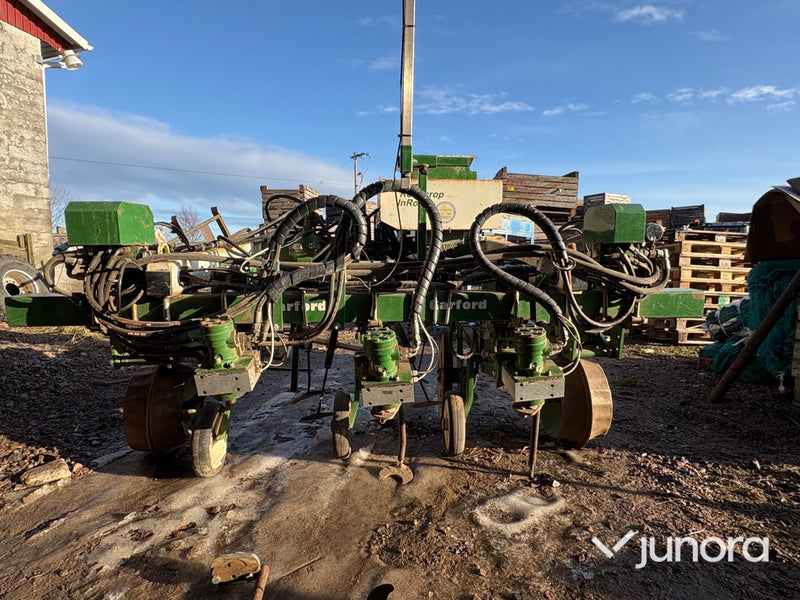 Ogräsrensare – Garford Robocrop InRow