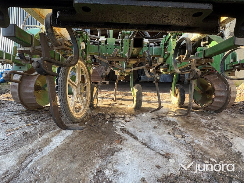 Ogräsrensare – Garford Robocrop InRow