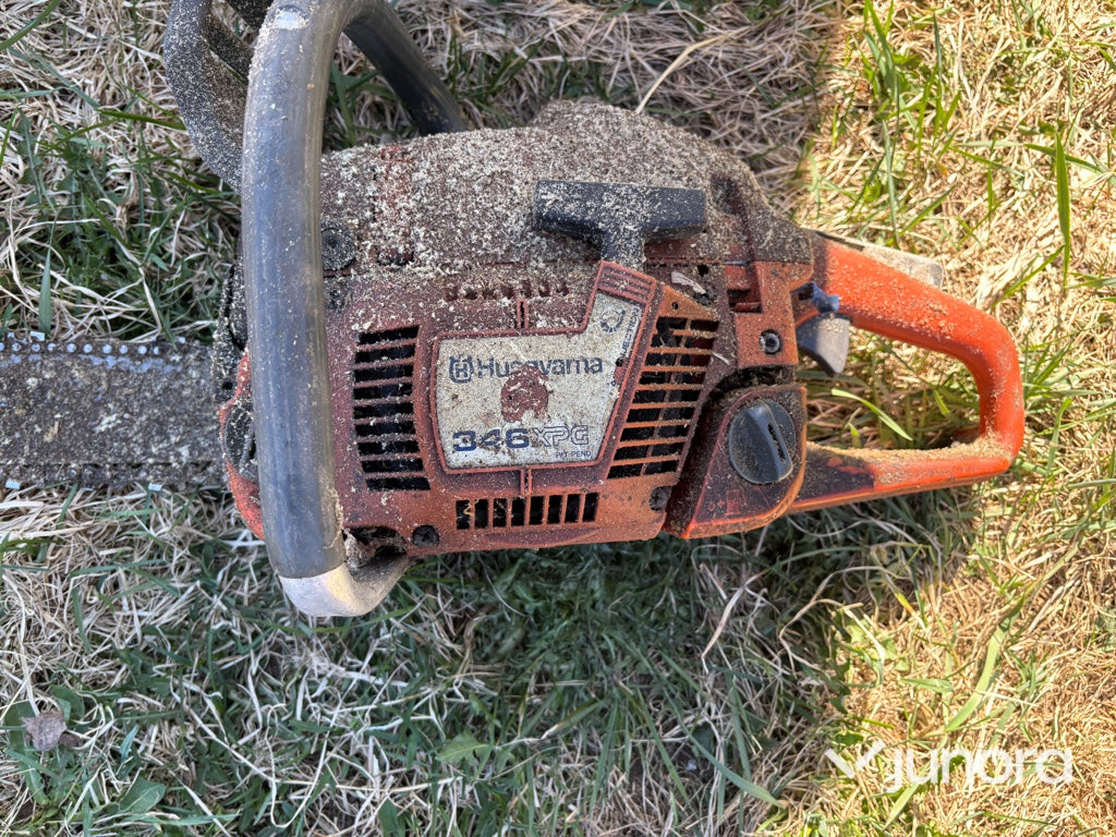 Diverse Husqvarna sågar, reservdelsmaskiner