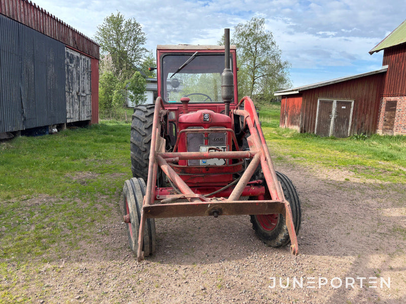 Traktor Volvo BM 400 Buster med lastare