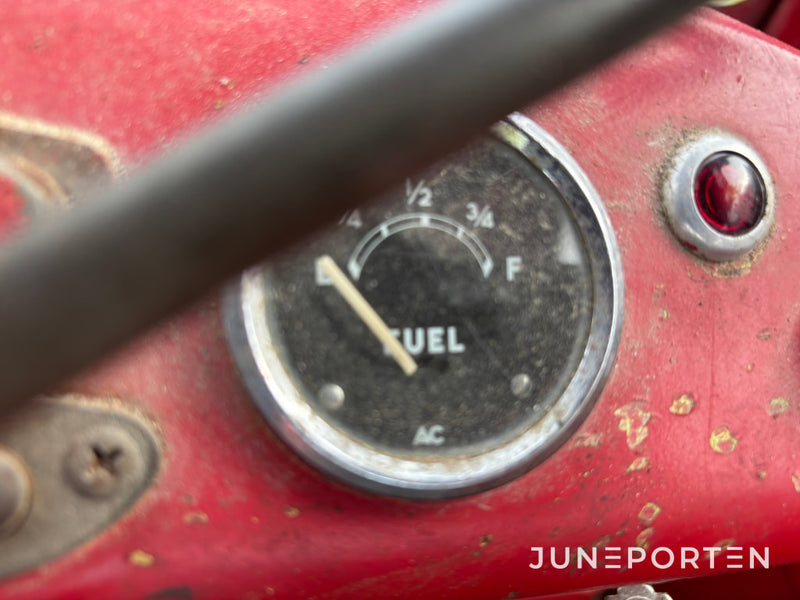 Traktor Volvo BM 400 Buster med lastare