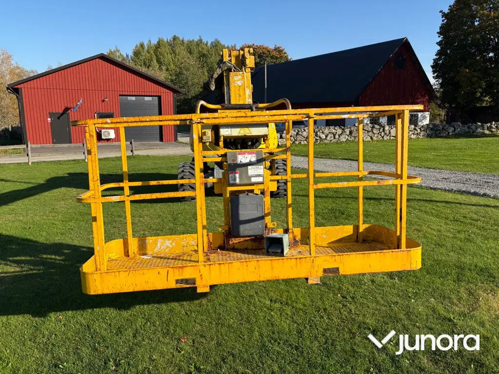 Bomlift Haulotte HA16PX 4WD