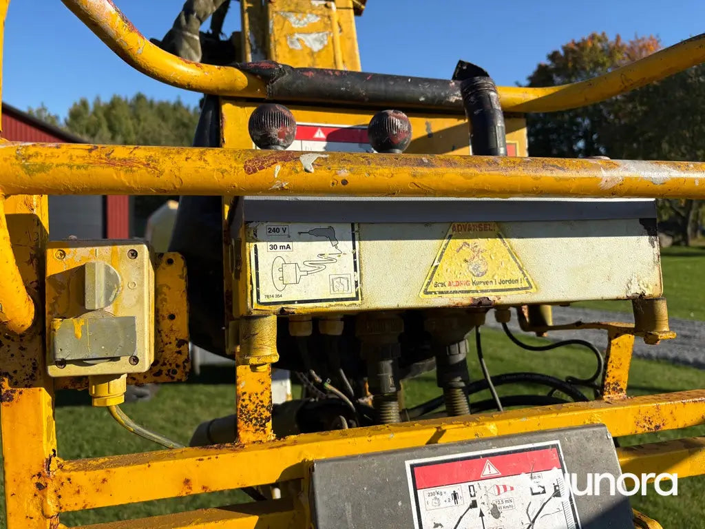 Bomlift Haulotte HA16PX 4WD