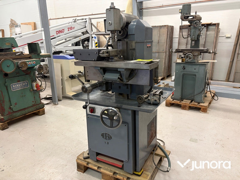 Vertikal / Horisontalfräsmaskin - Aciera, F3