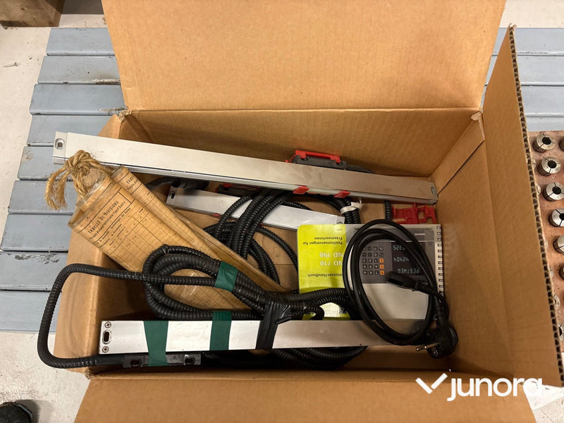 Vertikal / Horisontalfräsmaskin - Aciera, F3