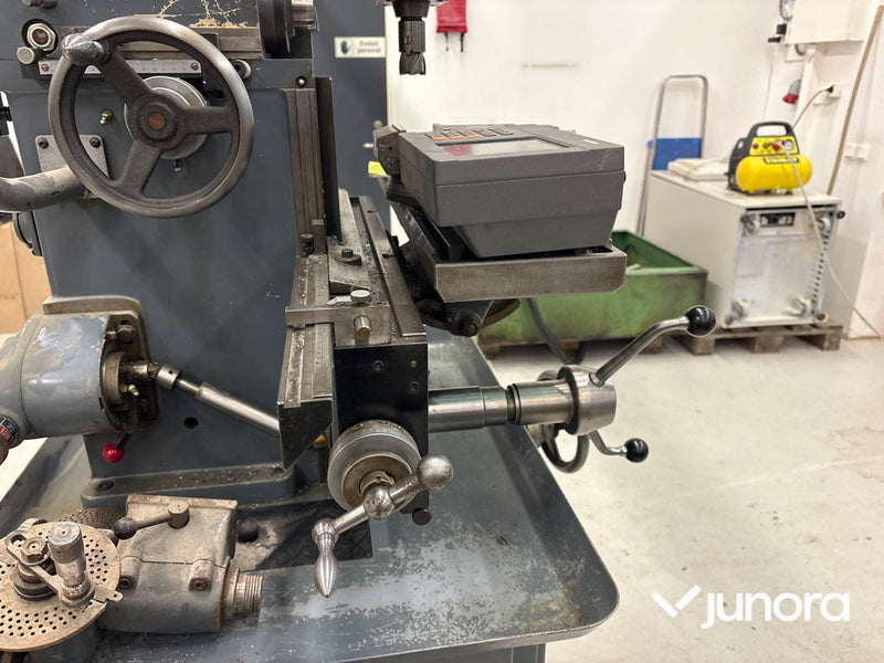 Vertikal / Horisontalfräsmaskin - Aciera, F3