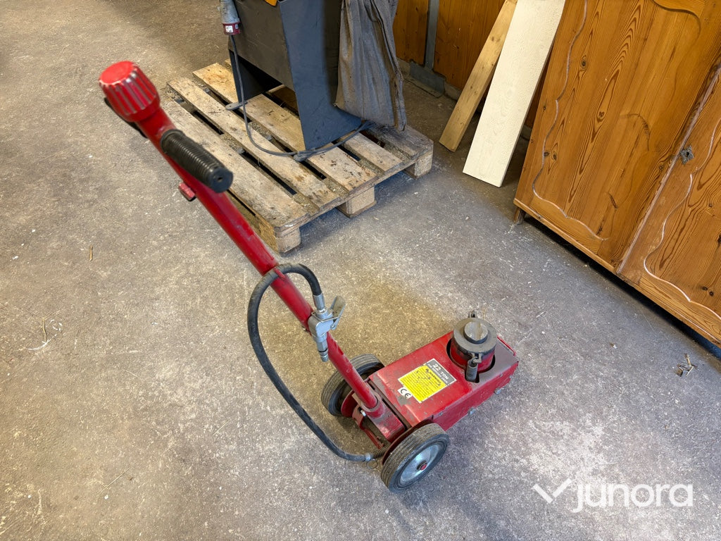 Tryckluftsdriven domkraft 22 ton