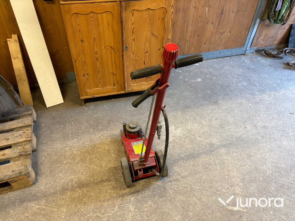 Tryckluftsdriven domkraft 22 ton